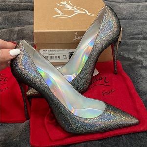 AUTHENTIC - Christian Louboutin -size40 Kate Heels
